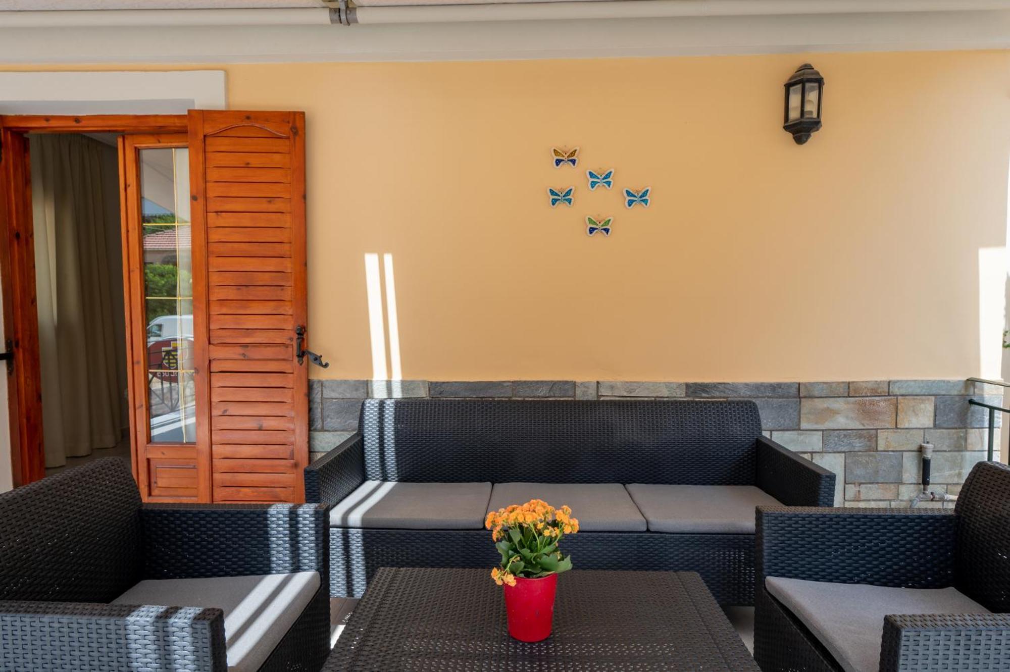 Monteduca Apartments Argostoli  Eksteriør bilde